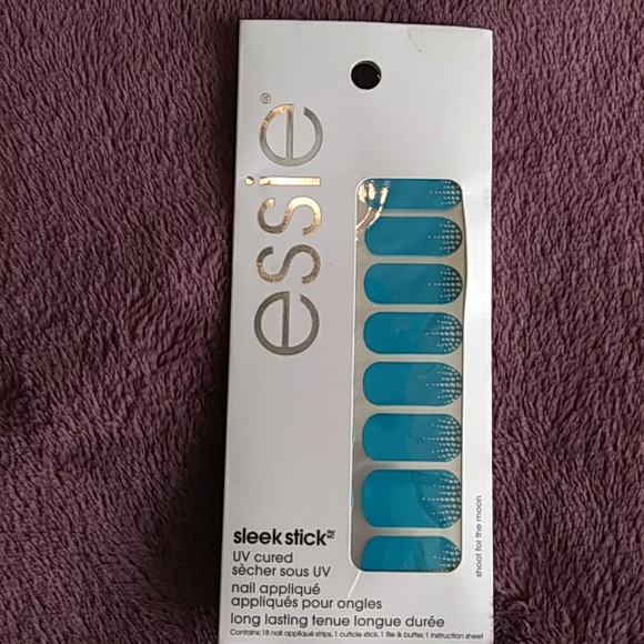 Makeup & Beauty Bundle - Picture 5 of 9